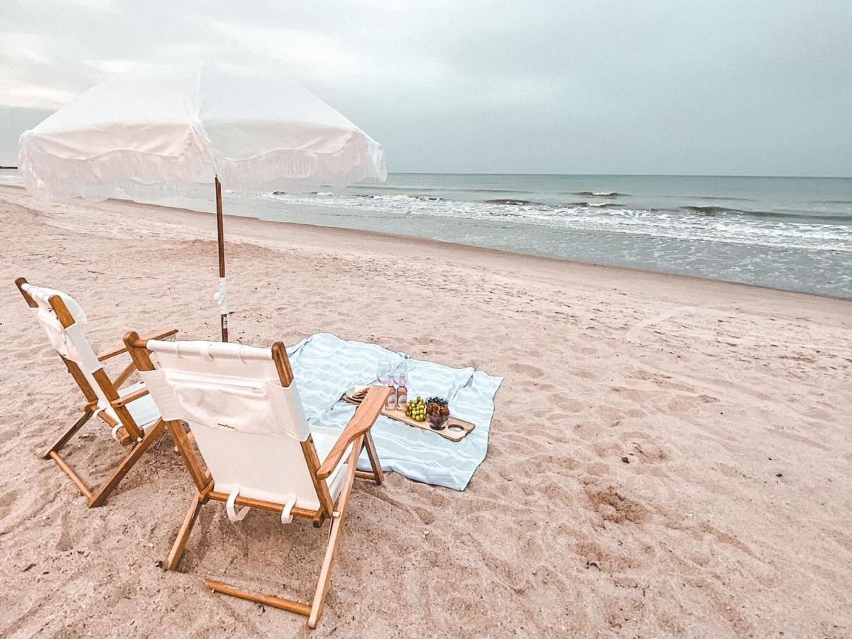 Luxury Villa 3 Blocks From The Beach With A Pool, Fire Pit And Outdoor Oasis Cape Canaveral Zewnętrze zdjęcie