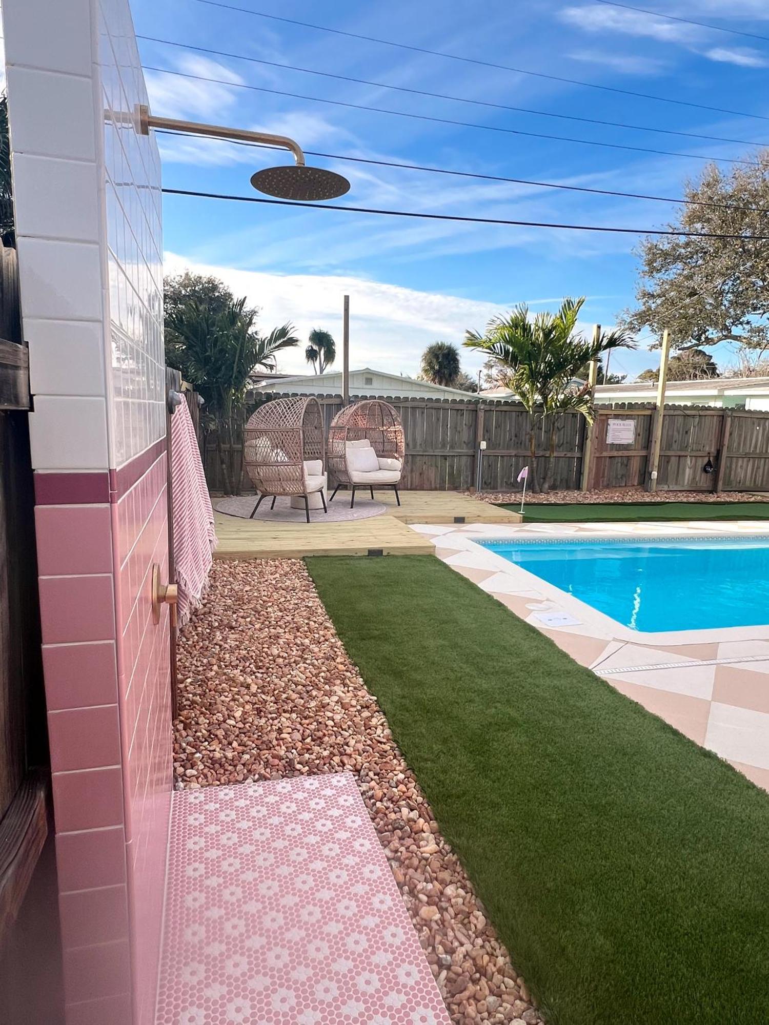 Luxury Villa 3 Blocks From The Beach With A Pool, Fire Pit And Outdoor Oasis Cape Canaveral Zewnętrze zdjęcie