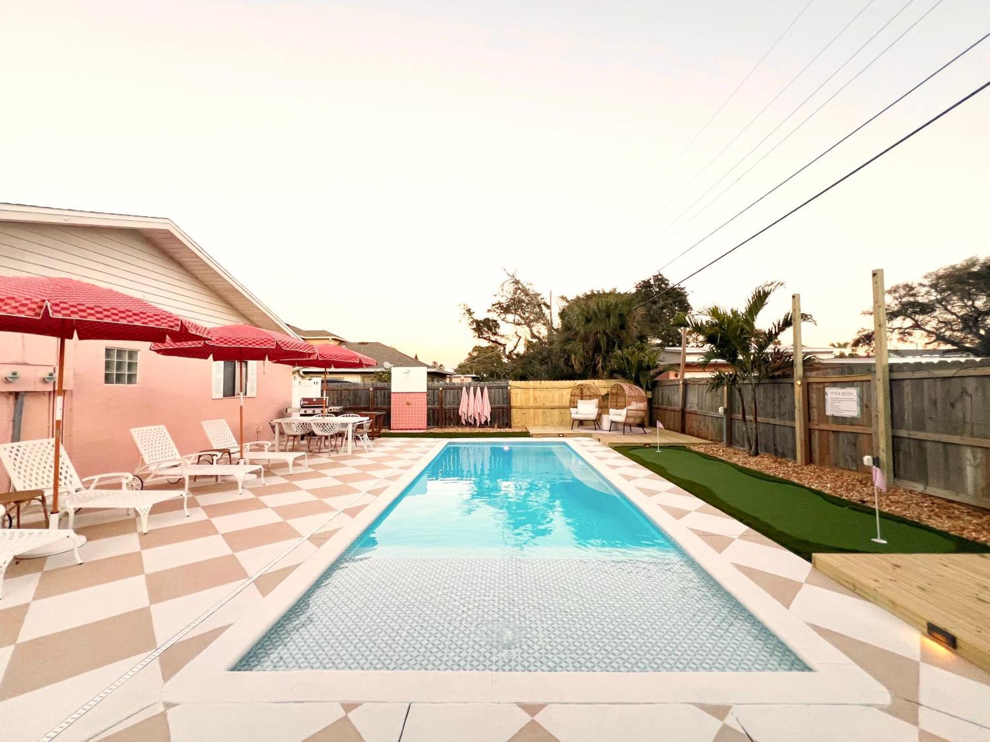 Luxury Villa 3 Blocks From The Beach With A Pool, Fire Pit And Outdoor Oasis Cape Canaveral Zewnętrze zdjęcie